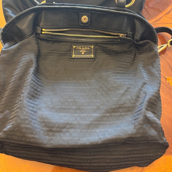 Prada Tessuto Black Nylon Cervo Shopping Tote-Leather Handle  Removable strap - Picture 15 of 16